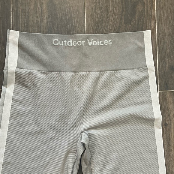 OV Set Ribbed Grey/White - Picture 3 of 4